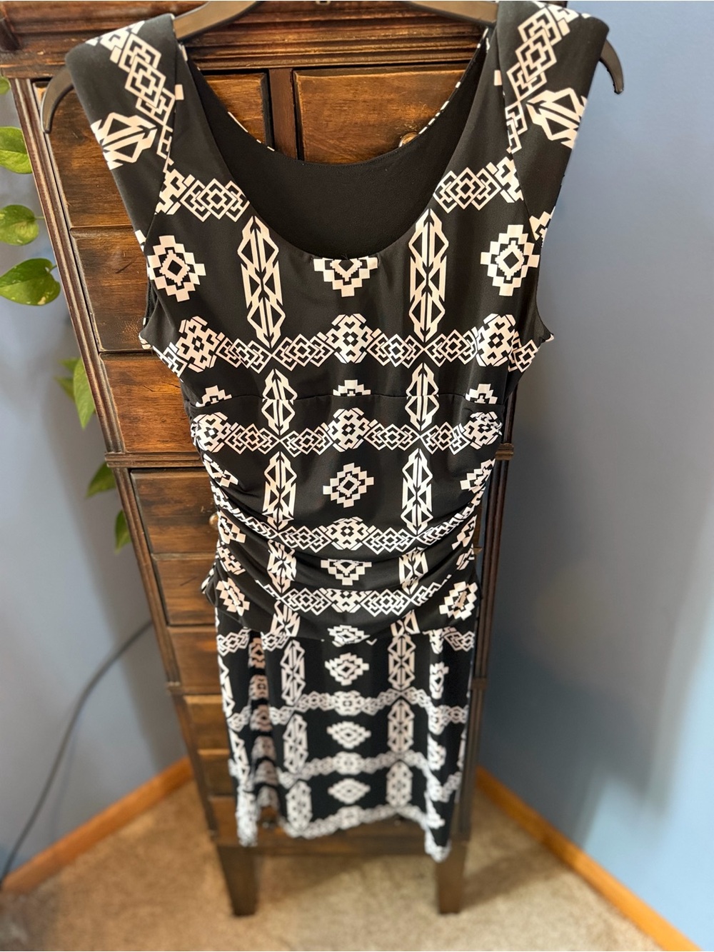 INC International Concepts Black and White Geometric Ruched Sheath Dress